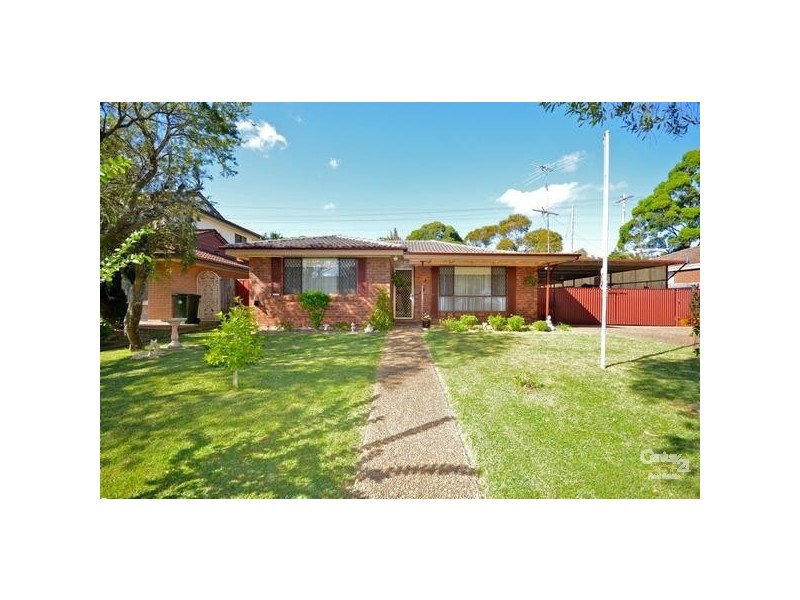 16 Tilba Place, Yarrawarrah NSW 2233