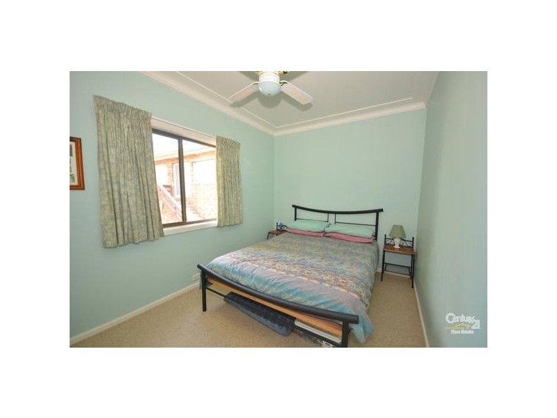 1 Poulter Avenue, Engadine NSW 2233