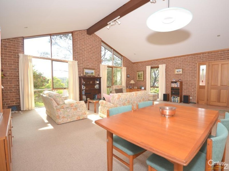 33 Nullabor Place, Yarrawarrah NSW 2233