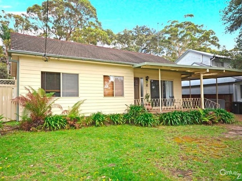 35 Forest Road, Heathcote NSW 2233