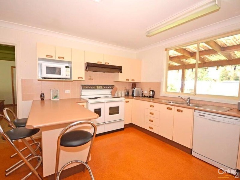 35 Forest Road, Heathcote NSW 2233