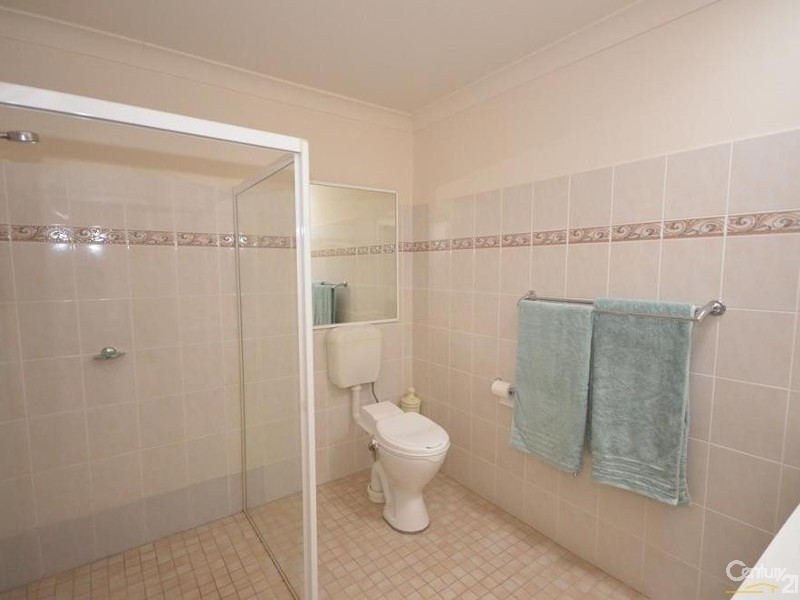 2/30 Chipilly Avenue, Engadine NSW 2233