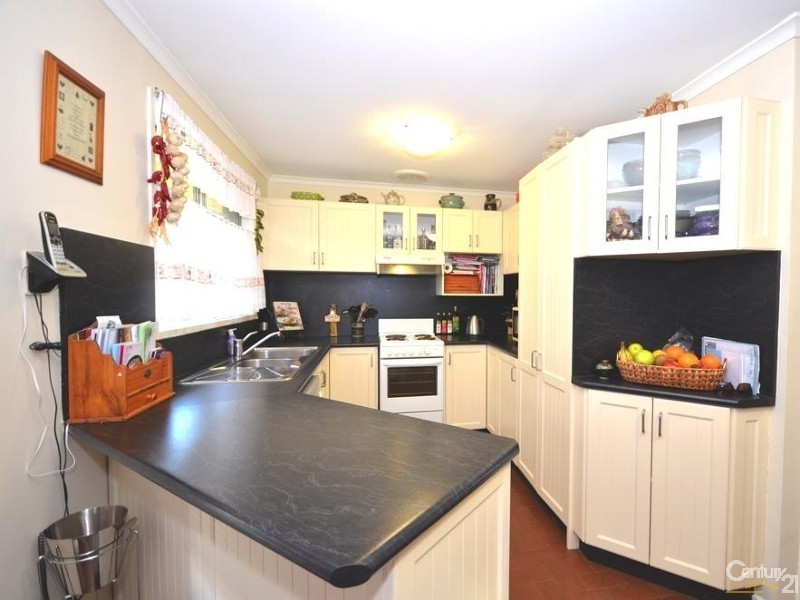 28 Lunar Avenue, Heathcote NSW 2233