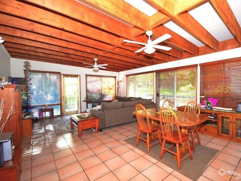 28 Lunar Avenue, Heathcote NSW 2233