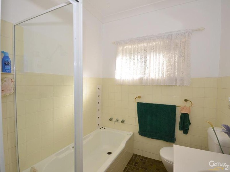 21 Trafalgar St, Engadine NSW 2233