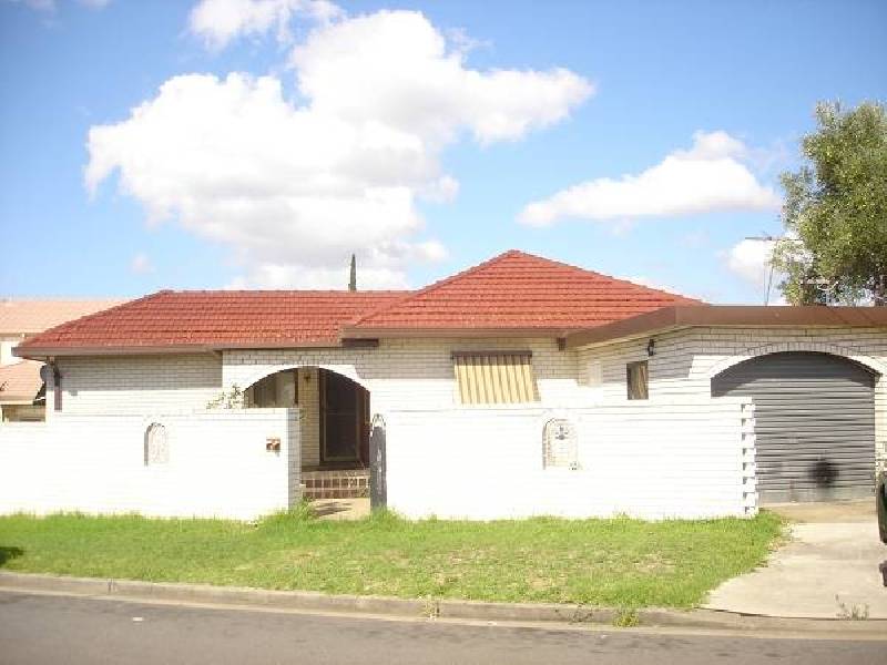 13 Coleraine Street, Fairfield NSW 2165