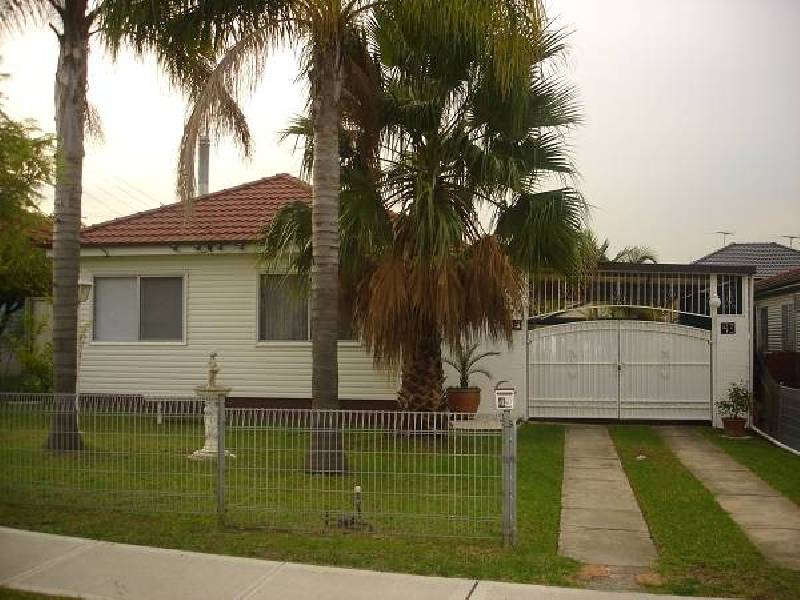43 Foxlow Street, Canley Heights NSW 2166