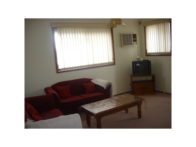 Bossley Park NSW 2176