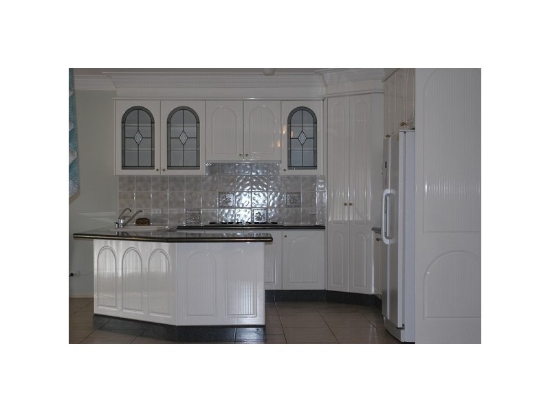 5 Bickerton Avenue, Green Valley NSW 2168