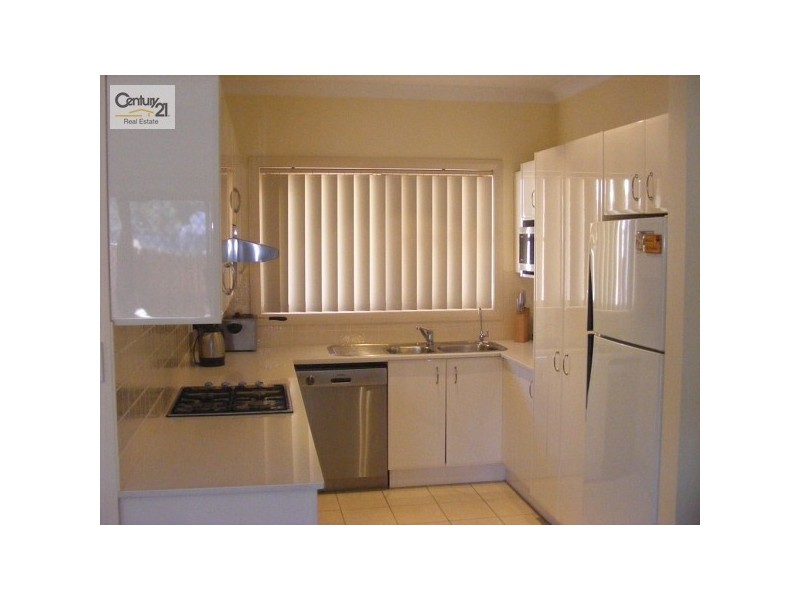 4/6 Bangalow Place, Hoxton Park NSW 2171