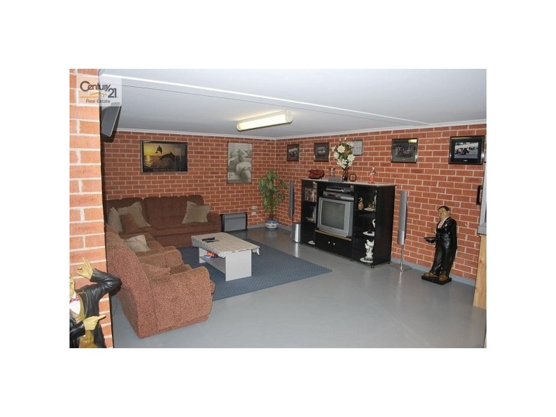 13 Eva Avenue, Green Valley NSW 2168