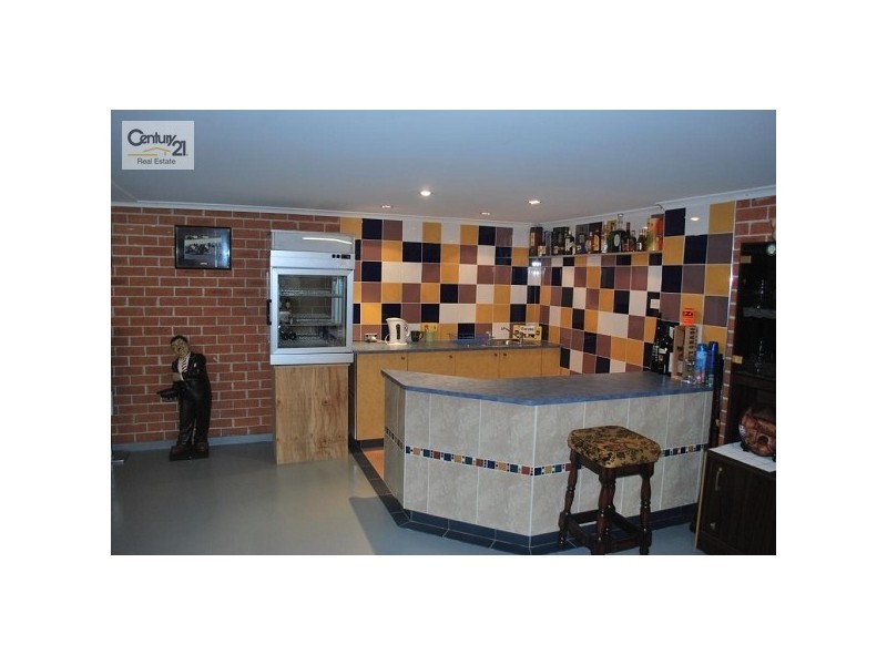 13 Eva Avenue, Green Valley NSW 2168