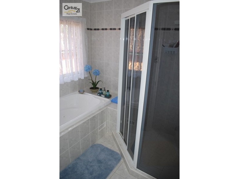 13 Eva Avenue, Green Valley NSW 2168