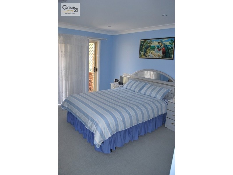 13 Eva Avenue, Green Valley NSW 2168