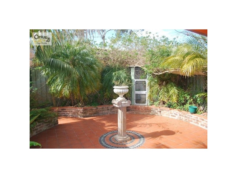 3/8 Quota Place, Edensor Park NSW 2176