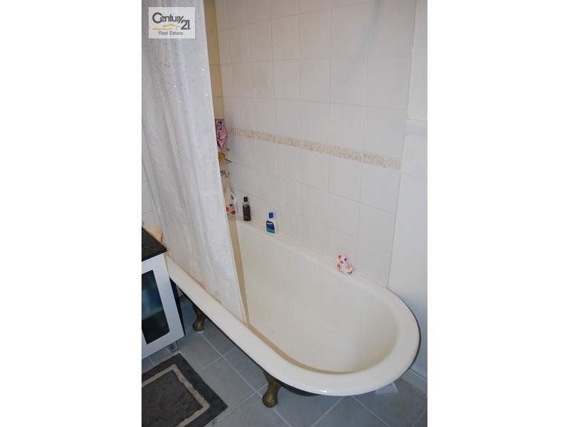 46 Riverview Road, Fairfield NSW 2165