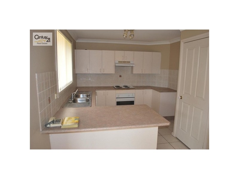 8 Swift Close, Hinchinbrook NSW 2168