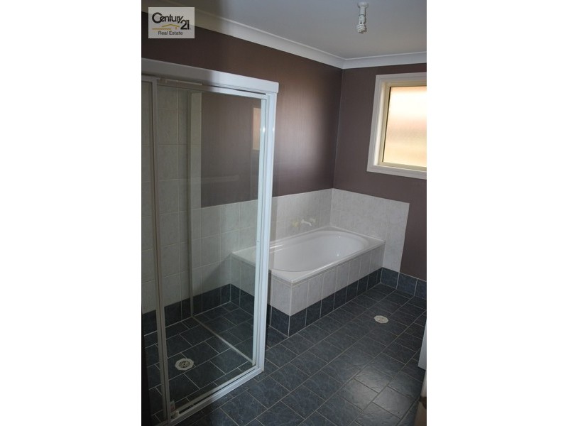 8 Swift Close, Hinchinbrook NSW 2168