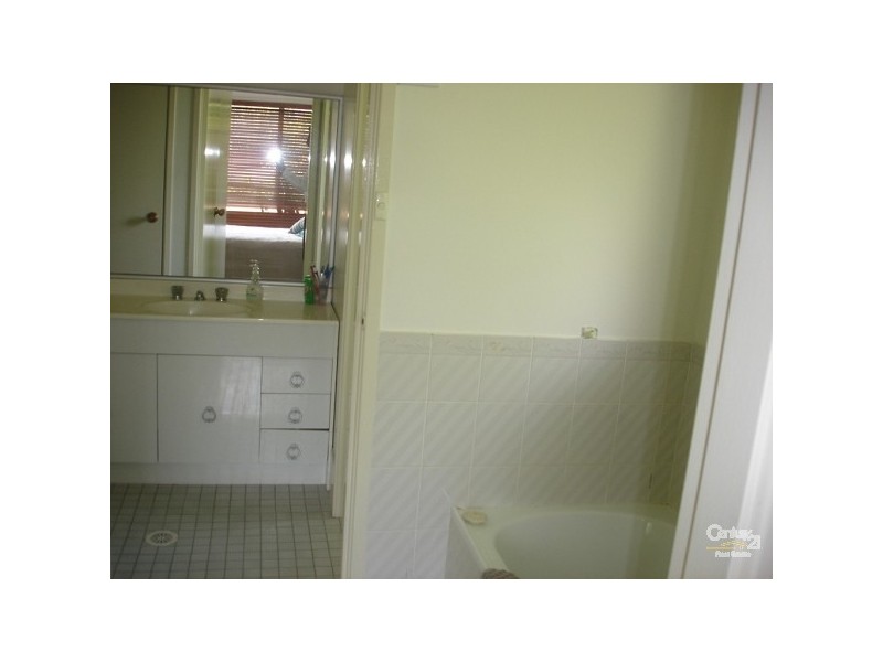 Bossley Park NSW 2176