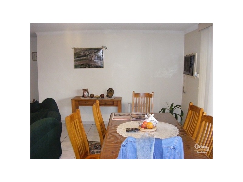 Fairfield NSW 2165