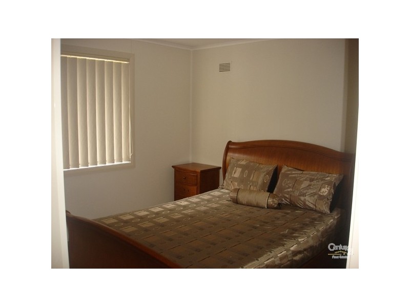 Fairfield West NSW 2165