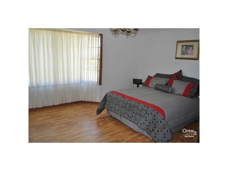 15 Lilly Street, Wetherill Park NSW 2164