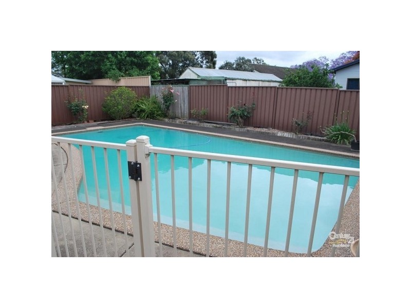 Fairfield West NSW 2165