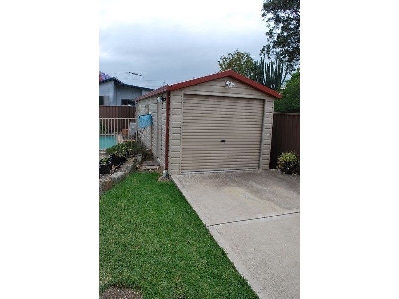 Fairfield West NSW 2165