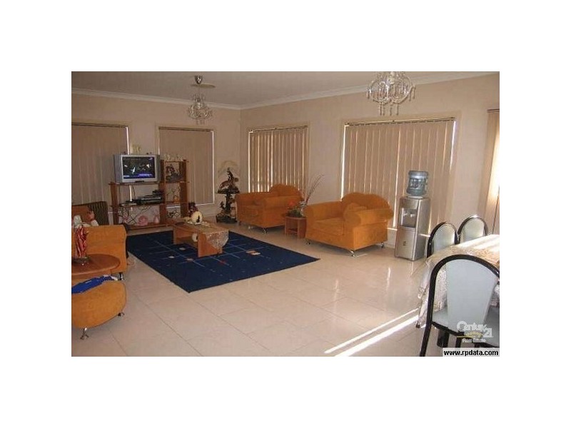 West Hoxton NSW 2171