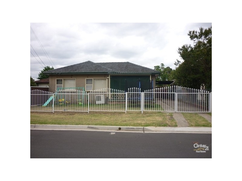 7 Ainslie Street, Fairfield West NSW 2165