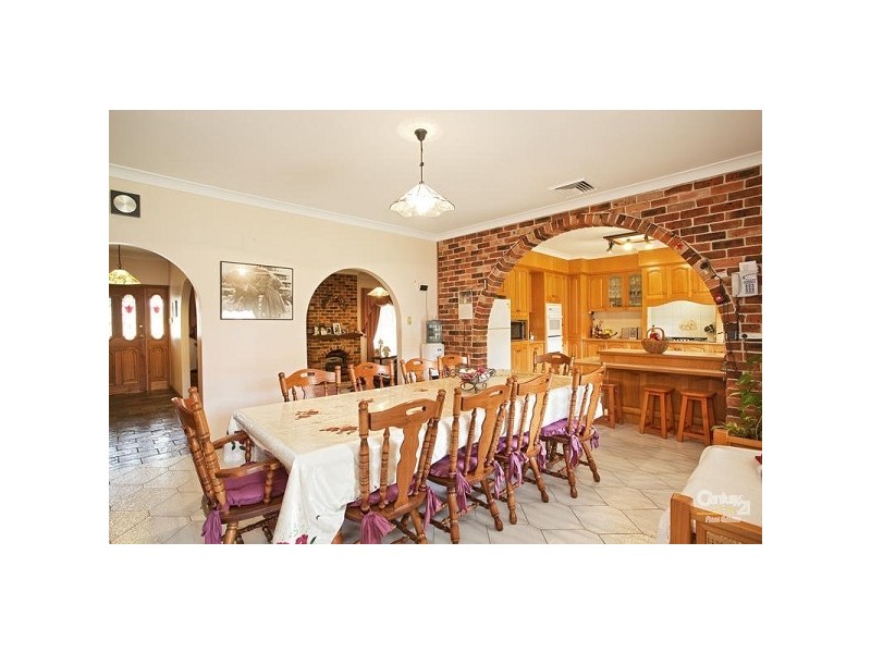 15 Falmer Street, Abbotsbury NSW 2176