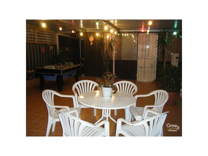 8 Mistral Street, Greenfield Park NSW 2176