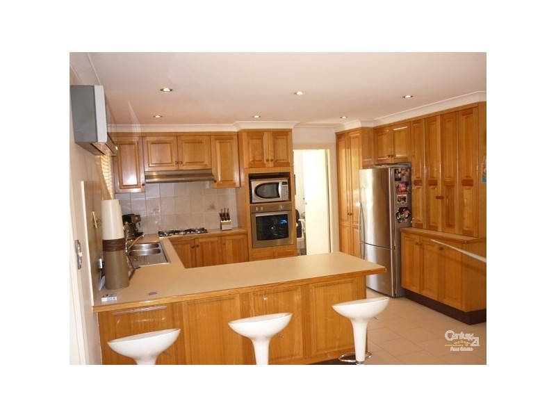 40 Restwell Road, Bossley Park NSW 2176