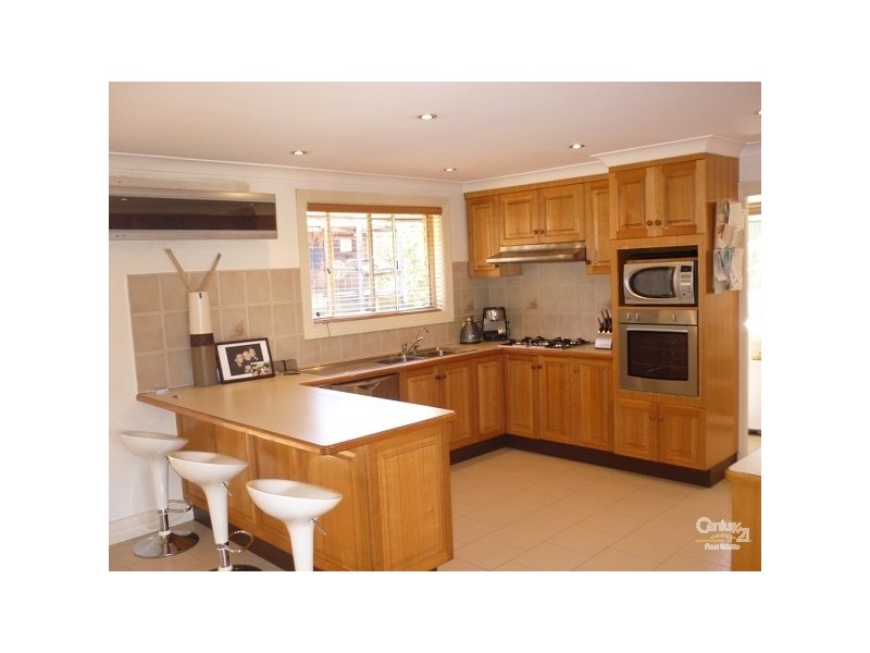 40 Restwell Road, Bossley Park NSW 2176