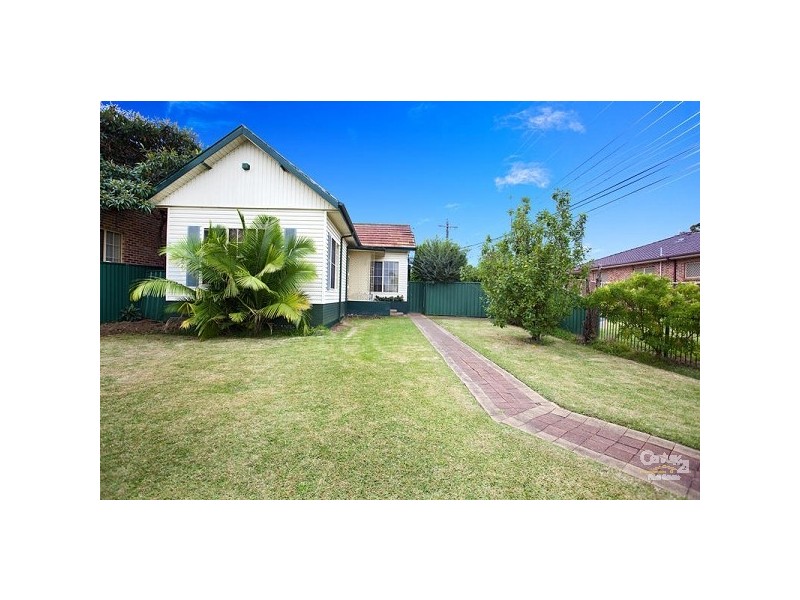 264 Hamilton Road, Fairfield Heights NSW 2165