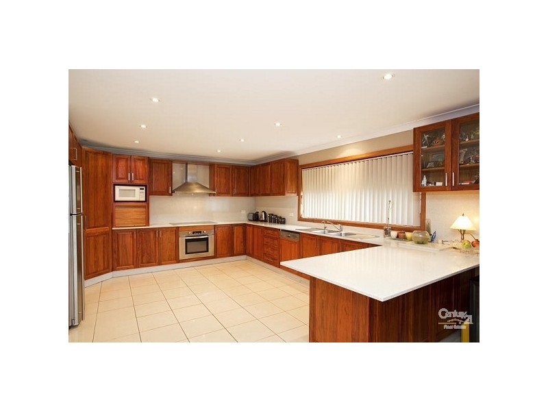 11 Wynyard Avenue, Bass Hill NSW 2197