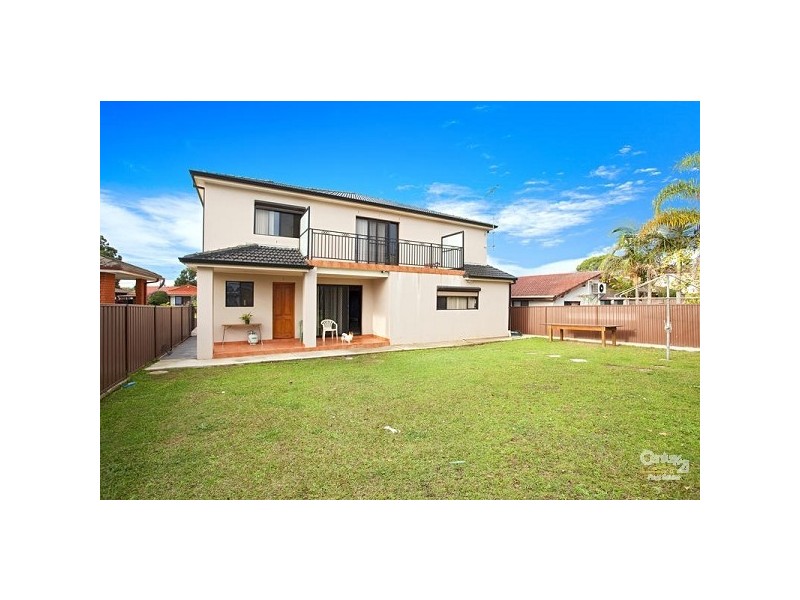 11 Wynyard Avenue, Bass Hill NSW 2197