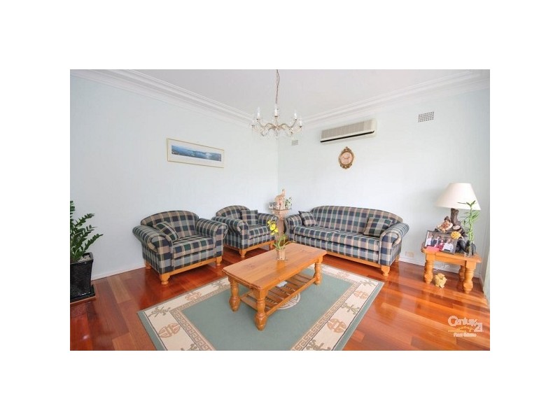 9 Nile Street, Fairfield Heights NSW 2165