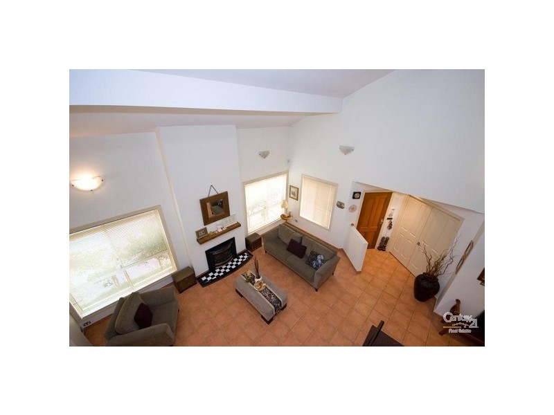 21 Saltbush Place, Bossley Park NSW 2176