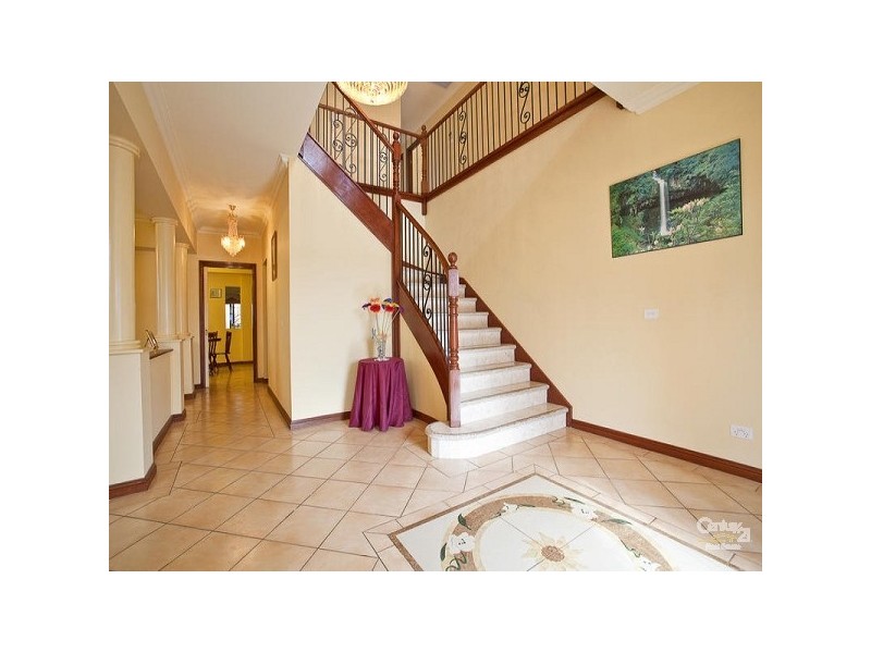 12 Butlers Close, West Hoxton NSW 2171