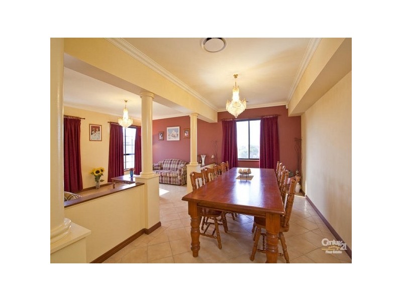 12 Butlers Close, West Hoxton NSW 2171