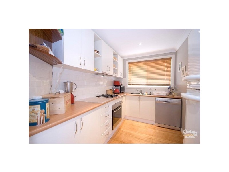 3 Starling Street, Green Valley NSW 2168