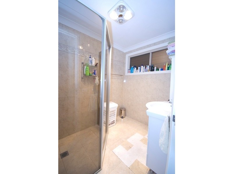 3 Starling Street, Green Valley NSW 2168