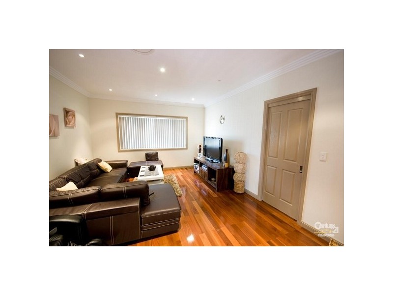6a Hale Place, Fairfield Heights NSW 2165