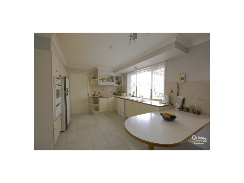 1 Moffit Crescent, Edensor Park NSW 2176