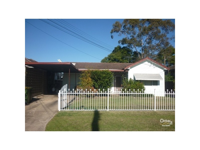 18 George Street, Canley Heights NSW 2166
