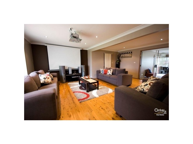 7 Galloway Street, Bossley Park NSW 2176