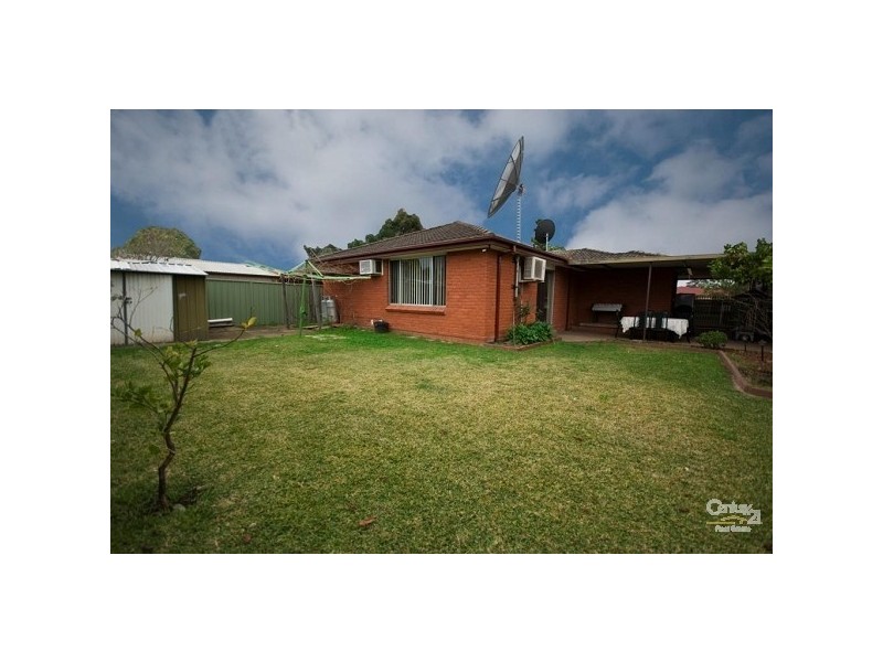 7 Galloway Street, Bossley Park NSW 2176