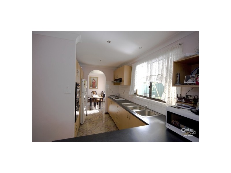 Edensor Park NSW 2176