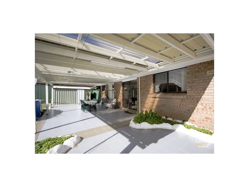 Edensor Park NSW 2176